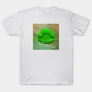 SHAMROCK T-Shirt